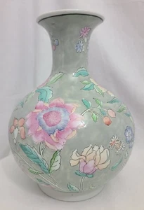 Porcelain 10" Chinese Vase Macau Flowers Hand Painted Grey Pastel Bulb vintage - Picture 1 of 15