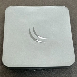 MikroTik MTAO-LTE-5D-SQ mANT LTE 5o Antenna - Picture 1 of 5