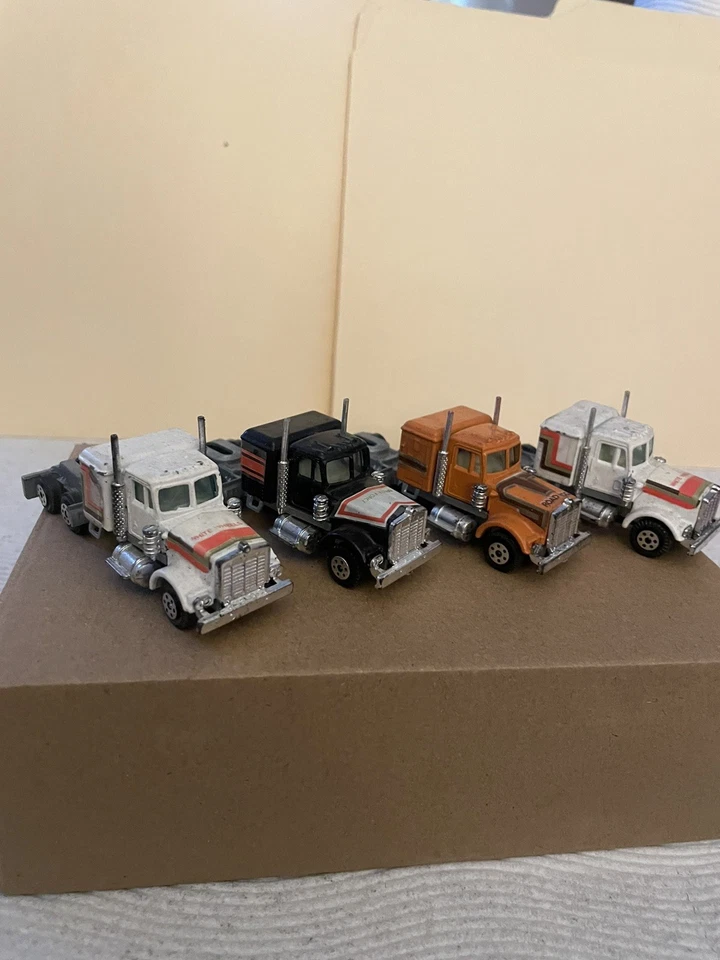Lote de 4 SEMITRATORES VINTAGE YATMING KENWORTH - Imagem 1 de 4