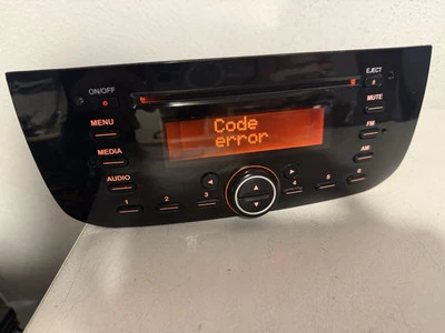 Opel Combo Radio CD player 7355726390 - Bild 1 von 4