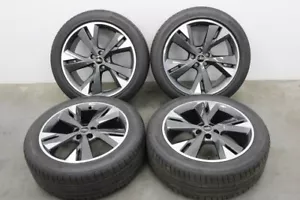 NEU! ORIGINALE 20 Zoll Felgen Audi Q4 Etron ID4 ID5! 89A601025AR / 89A601025AS - Bild 1 von 23