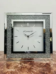 30CM LARGE DIAMOND CRUSHED SILVER MIRRORED ELEGANT WALL CLOCK DECOR - Picture 1 of 6