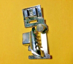 Metal Bias Binding Foot Fits Singer Sewing Machines Many Models 1" or 25mm - Picture 1 of 8