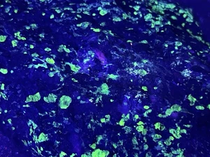 Fluorescent Willemite Calcite Franklinite Mineral Sterling Mine, New Jersey (39 - Picture 1 of 13