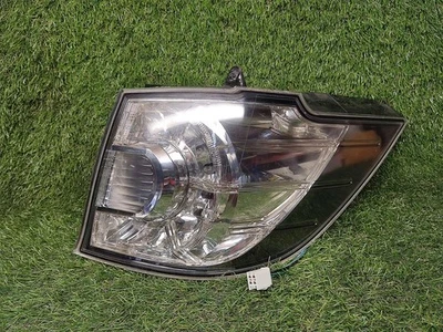 Mazda MPV 2007 Right rear tail light lamp L20651150 DTR64532 - Image 1 of 4