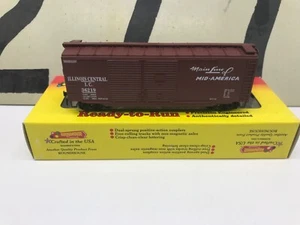 Roundhouse Ho Scale Illinois Central 40' AAR DD Boxcar RTR - Picture 1 of 5