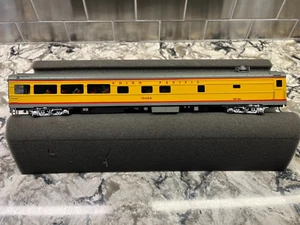 Custom UP Union Pacific Idaho Walthers Heritage HO Theater Car w/ People - Picture 1 of 6