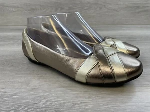 Clarks Women's Sandal US 8.5 Gold Leather Slip-On Ballet Flat Comfort Shoes - Picture 1 of 10