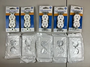 GE Grounding Duplex Receptacle 3 Prong Socket W/ Outlet Cover Leviton Lot of 5 - Picture 1 of 5