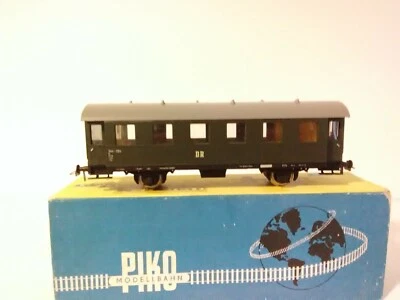 Piko 5250/5/9/5/536/821 DDR DR Carriage Bi33a  - Epoch iii - Image 1 of 4