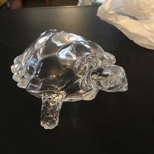 Clear Glass Turtle Figurine / Paper Weight - Picture 1 of 5