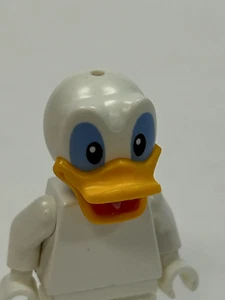 Lego Disney Daisy Duck Minifigure Head - Picture 1 of 1
