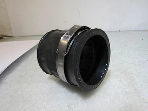 Mercedes C Class W202 2.2 CDi OM611 intercooler pipe tube line rubber pipe - Picture 1 of 5