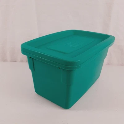 Rubbermaid Roughneck Vintage Storage Container #0475 Small 1 (ONE) Gallon Teal - Image 1 of 4