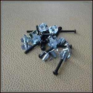 Kit montaggio altoparlanti standard con 10-32 viti panhead nere e dadi a T 16pz - Foto 1 di 2