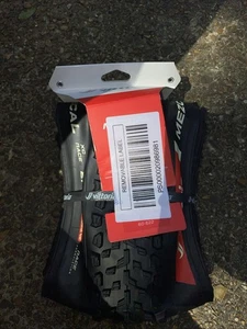 Vittoria Mezcal XC Rennreifen - 29 x 2,35, Tubeless, faltbar, schwarz & hellbraun Seitenwand - Bild 1 von 5