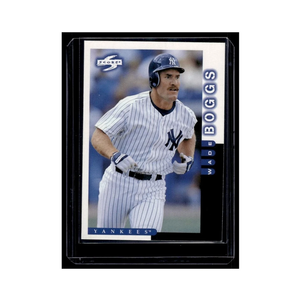 Wade Boggs 1998 Score #221 New York Yankees Baseball Card NM - Image 1 of 3