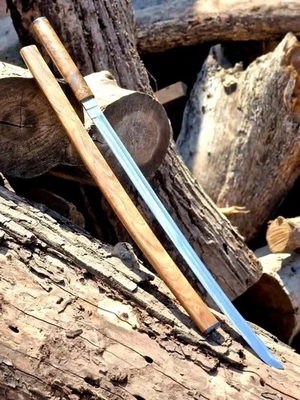 Espada Katana Hecha a Mano Lista para Batalla, Acero al Carbono | Mango de Madera y Vaina de Madera Foto 1 de 4