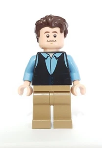 LEGO® Minifig idea058 - Chandler Bing - Picture 1 of 1
