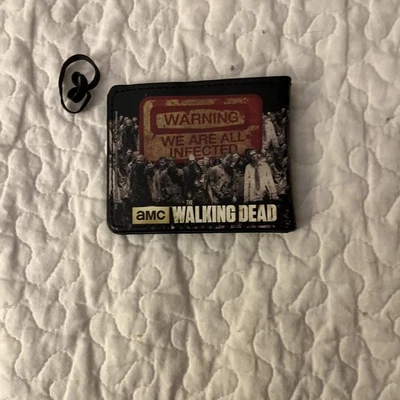 Cartera plegable de cuero sintético con hebilla, Walking Dead Foto 1 de 3
