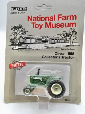 ERTL Oliver 1555 Tractor Coleccionista 1 de 5.000 Número de Serie, 1/64 Nuevo en Caja Foto 1 de 4