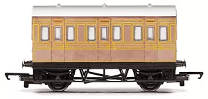 HORNBY R4674 LNER TEAK 4 CUATRO RUEDAS AUTOCAR DE PASAJEROS - NUEVO - Imagen 1 de 1
