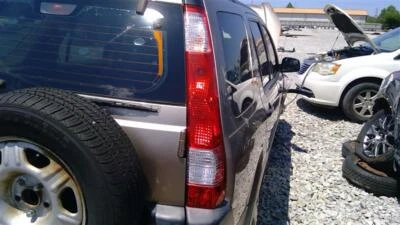 Conjunto de luz trasera derecha usado se adapta a: Honda Cr-v 2006 construido en Inglaterra grado derecho A Foto 1 de 2