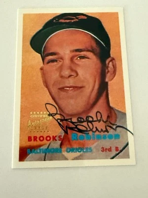Brooks Robinson 1997 Topps Stars Rookie Reprint Auto Autograph Baltimore Orioles - Image 1 of 3