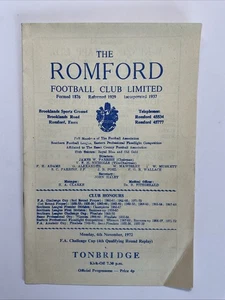 Romford v Tonbridge; FA Cup 4th Qual. Round Replay, 6th November 1972 - Picture 1 of 3