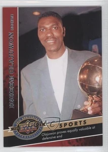 2009 Upper Deck 20° Anniversario Retrospettiva Sport Hakeem Olajuwon #730 HOF - Foto 1 di 3