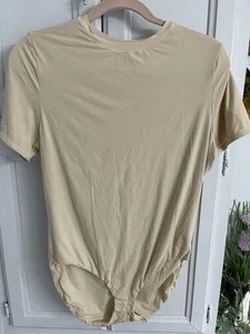 Skims By Kim Kardashian Beige One Piece Crew Neck Short Sleeve Bodysuit Size 3x - Picture 1 of 10