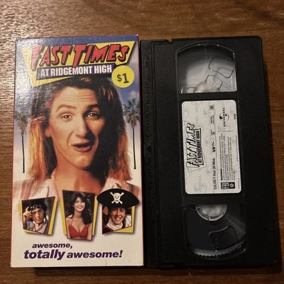 Fast Times at Ridgemont High (VHS)  SEAN PENN, JENNIFER LEIGH - Image 1 of 2