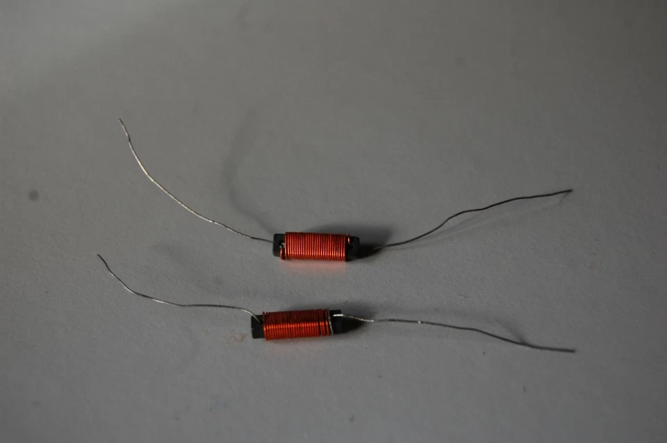 1 Satz UKW Drosseln  - Bild 1 von 1