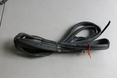 NOS Mercedes-Benz Left Rear Door Seal S420 300SD 400SE 1978-99 (1407300378) - Image 1 of 2