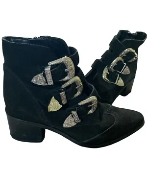 Botines de gamuza negros con hebilla talla US 4 Relieve de ASOS Relieve para mujer Foto 1 de 4
