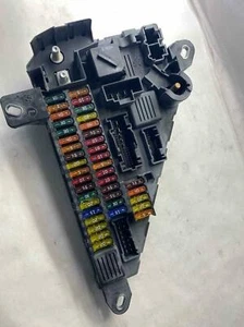 2008 BMW 528I Cabin Fuse Box Relay Junction Box 2.4L A/T G - Picture 1 of 15