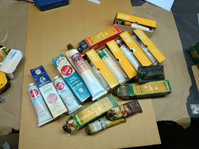 13 Large Tubes Holbein Grumbacher WindsorNewton Bocour OIL PAINTS  - Image 1 of 4