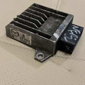 Módulo informático de control de transmisión Mazda 3 2012 2013 2,0 L OEM LFJE189E1A - Imagen 1 de 6