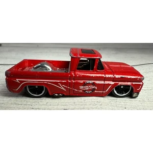 Camioneta Chevy Hot Wheels HW Hot Trucks exclusiva personalizada '62 en rojo - Imagen 1 de 6