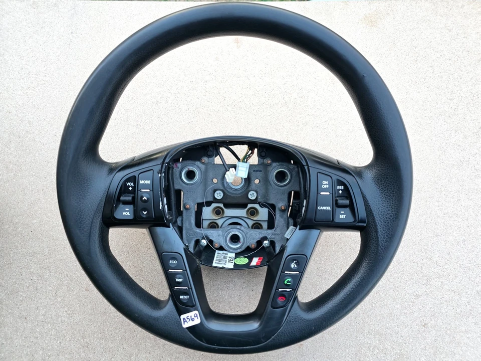 Volante conductor KIA OPTIMA 2011-2013 con interruptor de control de crucero OEM Foto 1 de 4