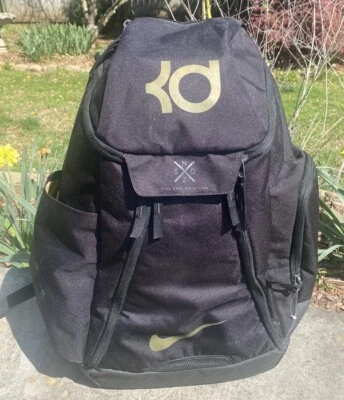 Mochila Nike KD Cuádruple Cremallera Negra Dorada Kevin Durant Edición Limitada Bolsa de Baloncesto Foto 1 de 4
