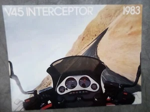 Honda V 35 Interceptor 1983 folleto triple de fábrica - Imagen 1 de 3