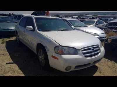 Used Automatic Transmission Assembly fits: 2002 Nissan Maxima AT non-locking dif Foto 1 de 4