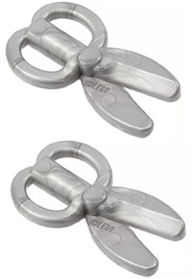 LEGO 2 New Scissors Flat Silver Minifigure Utensil Hand Tool Part 18920 D731 - Image 1 of 2