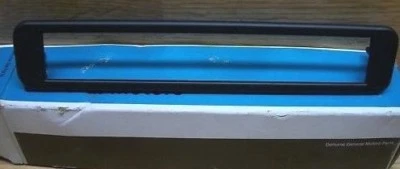 83 84 85 Chevrolet Celebrity bisel de luz de marcador lateral LH NOS OEM 14036311 < Foto 1 de 3