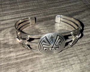 Vintage Navajo Sterling Signed Man In The Maze Butterfly Opal Cuff Bracelet - Picture 1 of 5