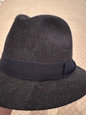 Sombrero de fieltro Burt gris oscuro/azul Loro Piana de $700 para hombre talla 59 cm hecho en Italia Foto 1 de 3