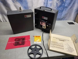 🔥 Vtg Kodak Instamatic M60 Movie Projector 1967 USA Made Tested EUC In Case - Picture 1 of 22