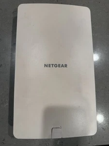 *NO ACC* NETGEAR Wireless Outdoor Access Point WAX610Y WiFi 6 Dual-Band AX1800 - Afbeelding 1 van 2