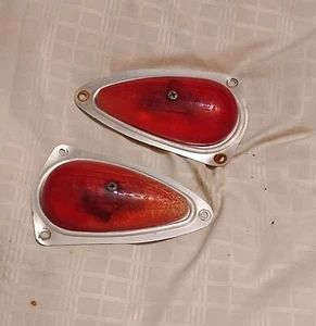 Three small strange lights for a trailer of some kind, really lame looking. - Picture 1 of 2